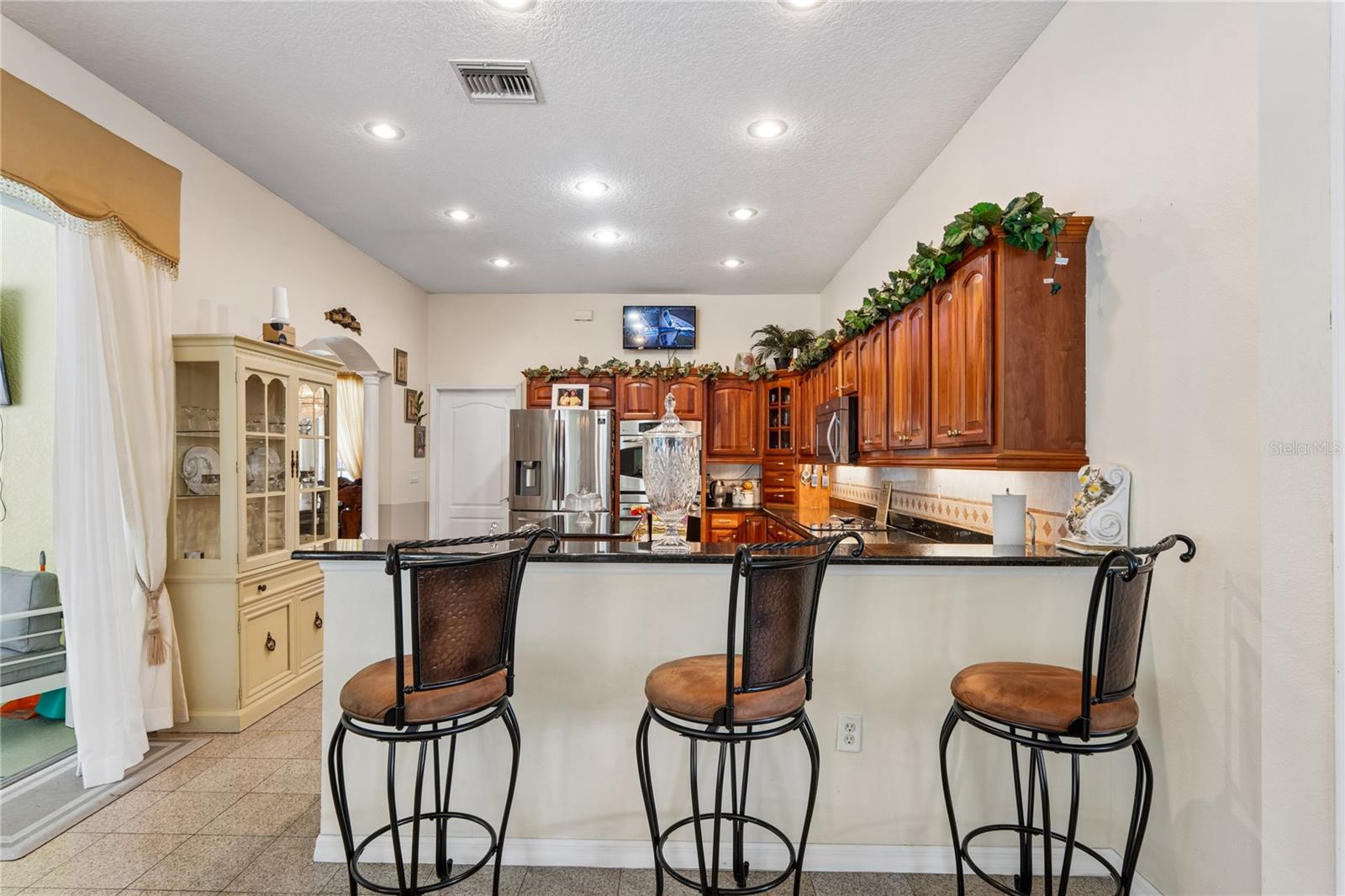 ROYAL HIGHLANDS - Residential