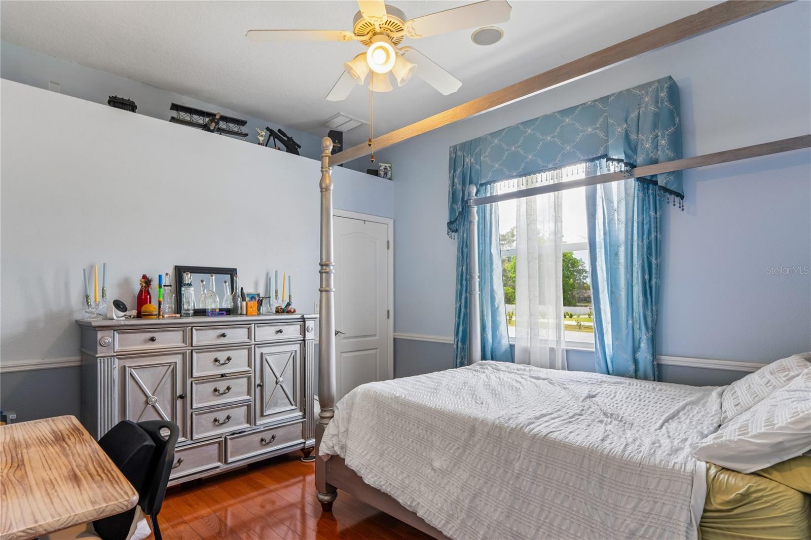 ROYAL HIGHLANDS - Residential