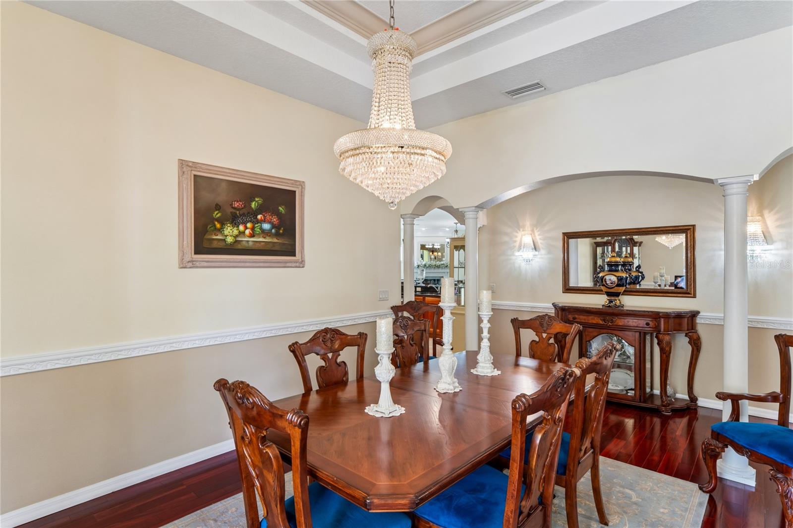 ROYAL HIGHLANDS - Residential