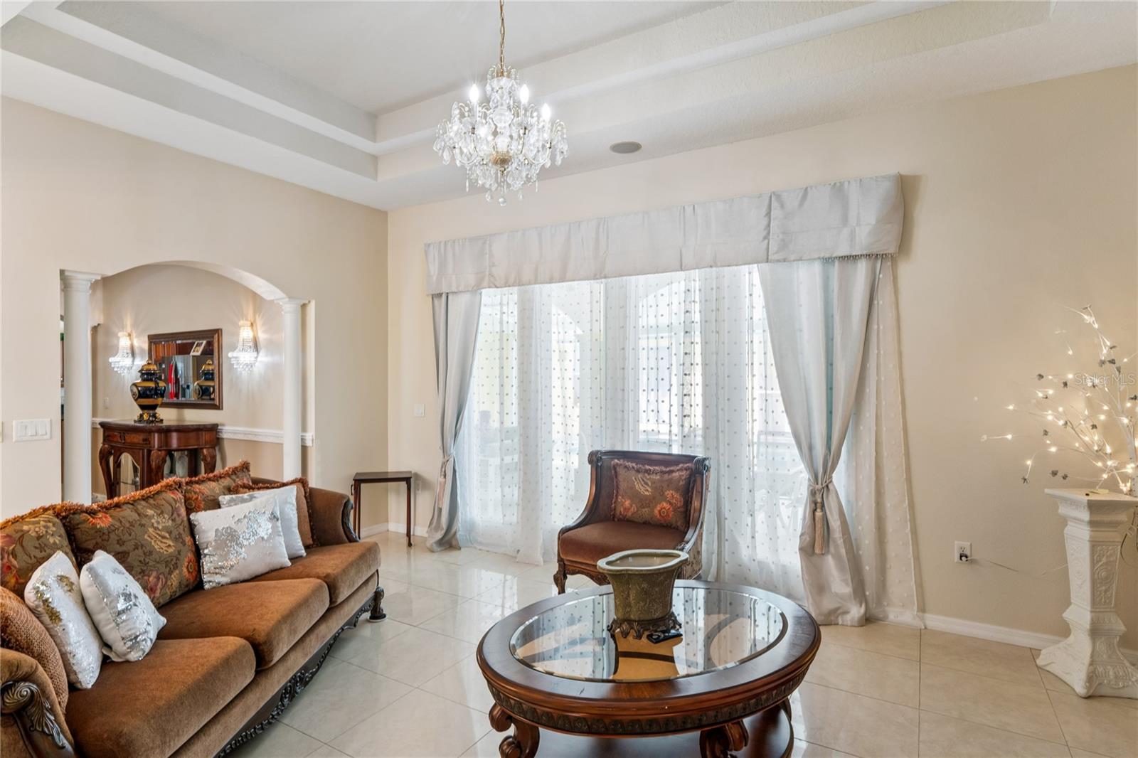 ROYAL HIGHLANDS - Residential