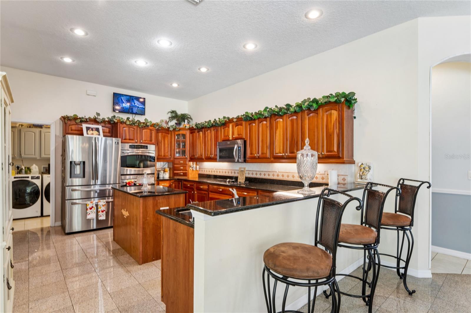 ROYAL HIGHLANDS - Residential