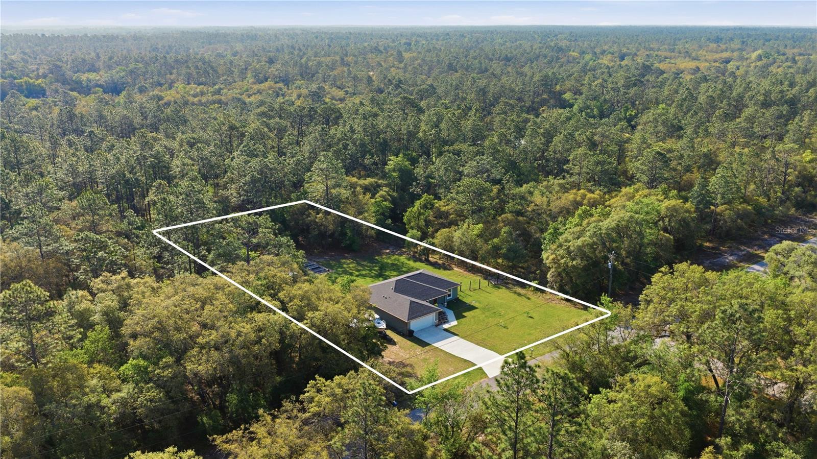 RAINBOW LAKES ESTATE - Residential