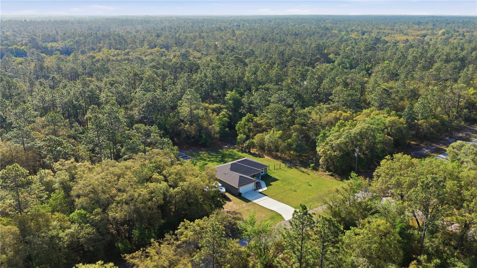 RAINBOW LAKES ESTATE - Residential