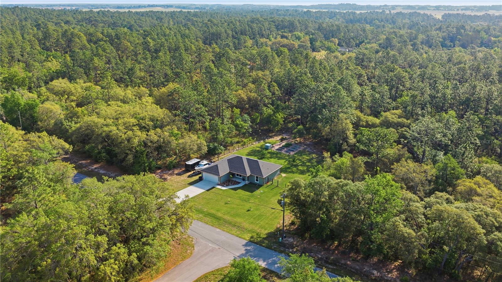 RAINBOW LAKES ESTATE - Residential