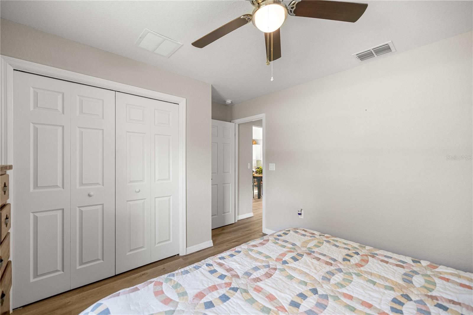 RAINBOW LAKES ESTATE - Residential