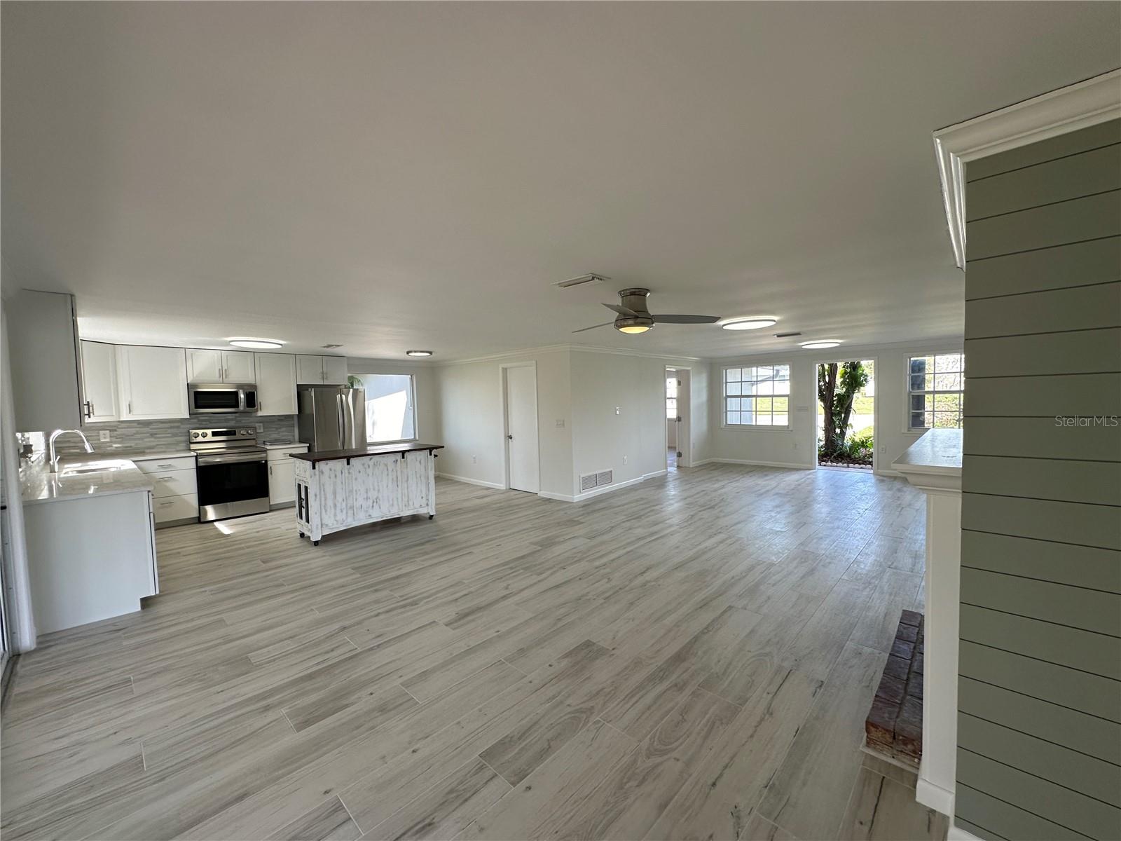 HIDDEN BAY ESTATES - Residential Lease