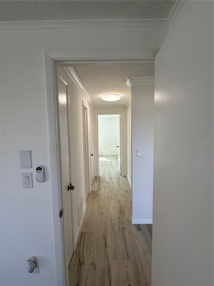 HIDDEN BAY ESTATES - Residential Lease