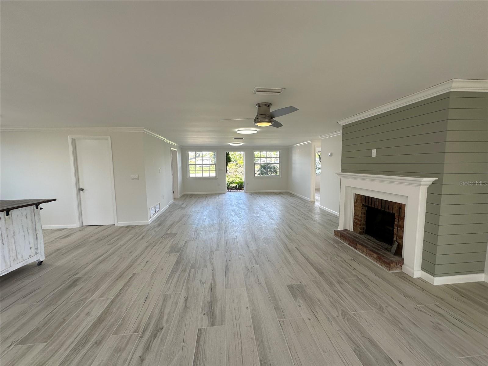 HIDDEN BAY ESTATES - Residential Lease