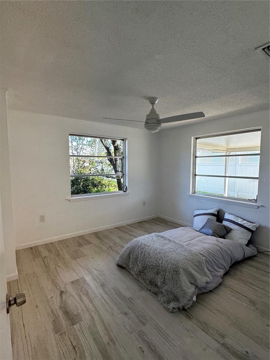 HIDDEN BAY ESTATES - Residential Lease