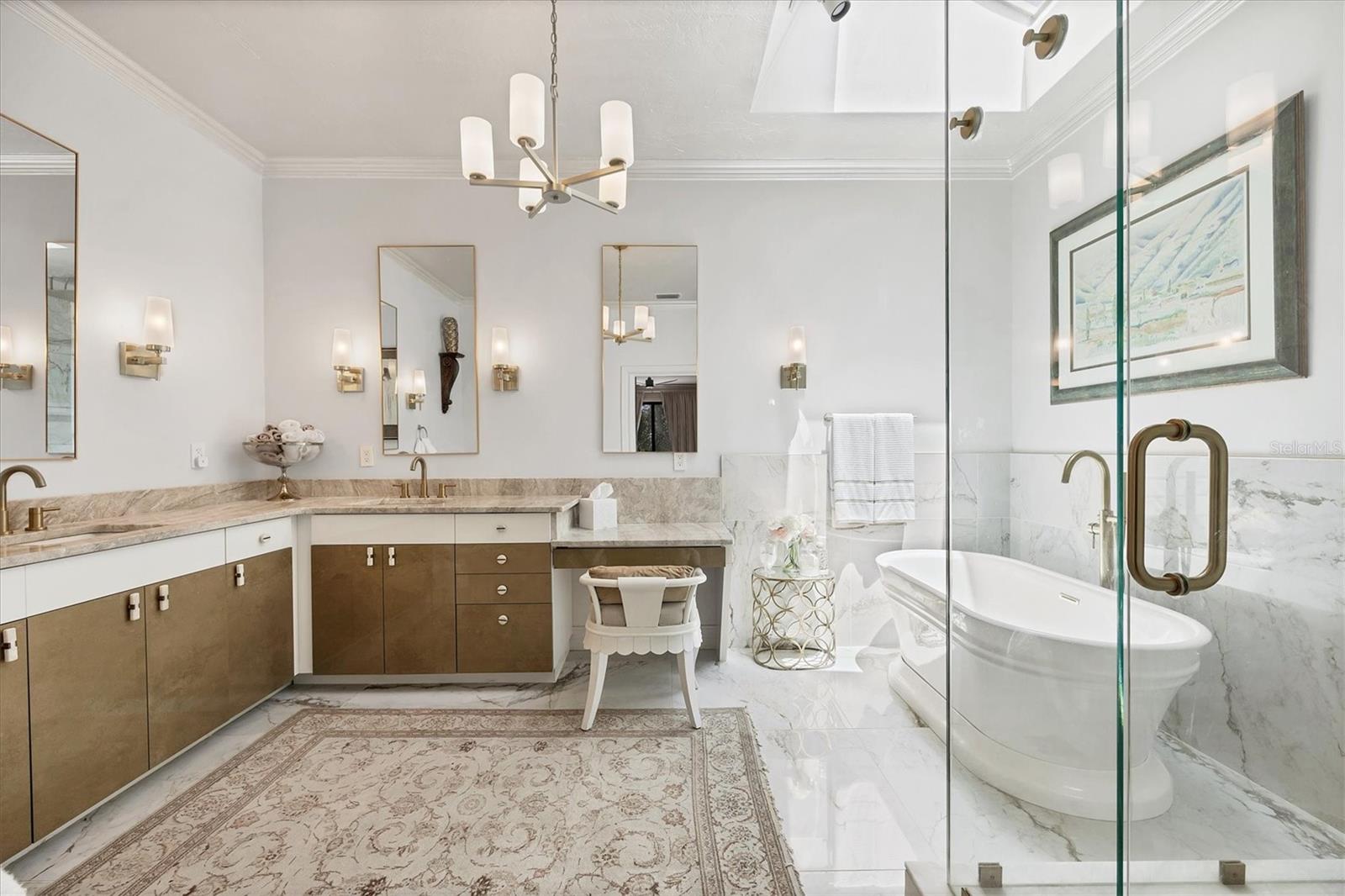 BISHOPS COURT AT OAKS PRESERVE - Residential