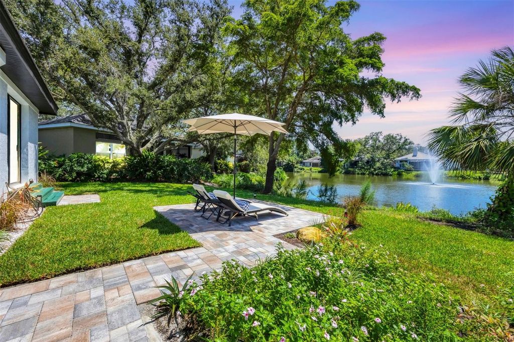 Photo of 17 Bayhead Lane, Osprey, FL 34229 (MLS # N6140319)