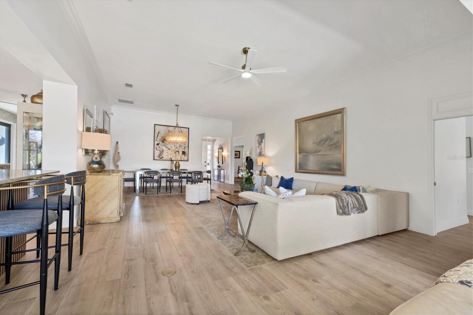 BISHOPS COURT AT OAKS PRESERVE - Residential