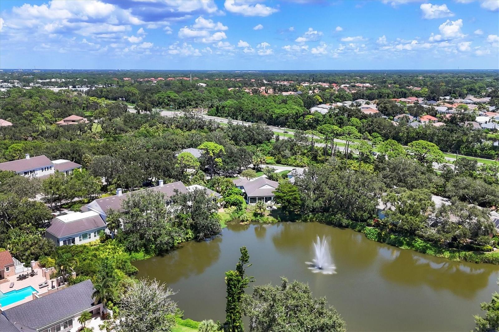 BISHOPS COURT AT OAKS PRESERVE - Residential