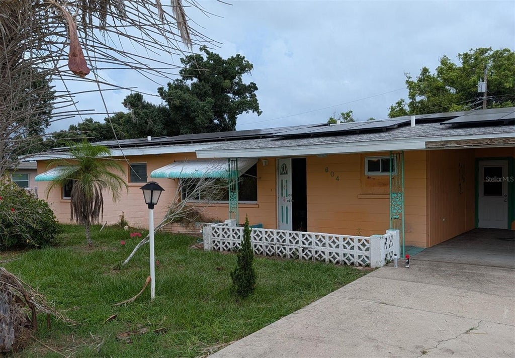 Photo of 604 Hamlin Street, Nokomis, FL 34275 (MLS # A4700445)
