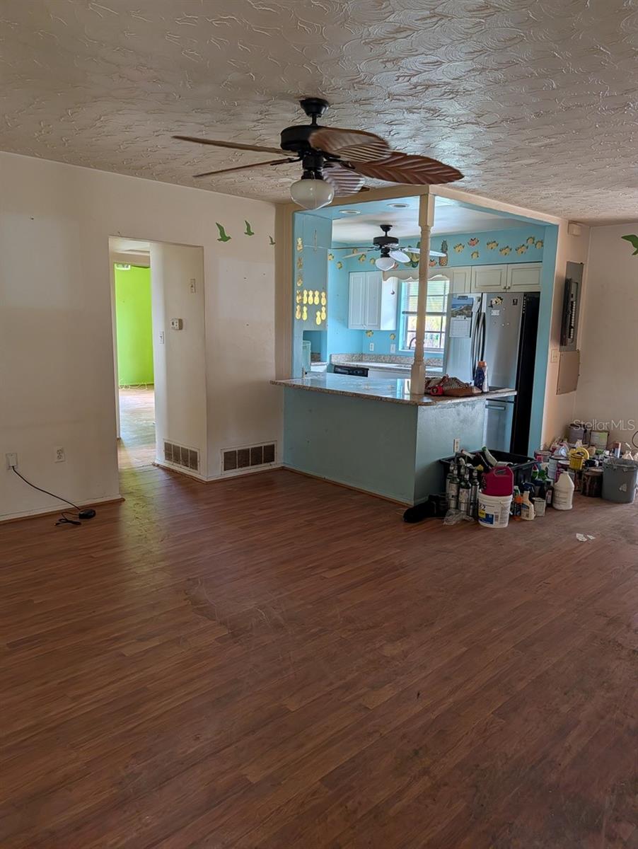 Photo of 604 Hamlin Street, Nokomis, FL 34275 (MLS # A4700445)