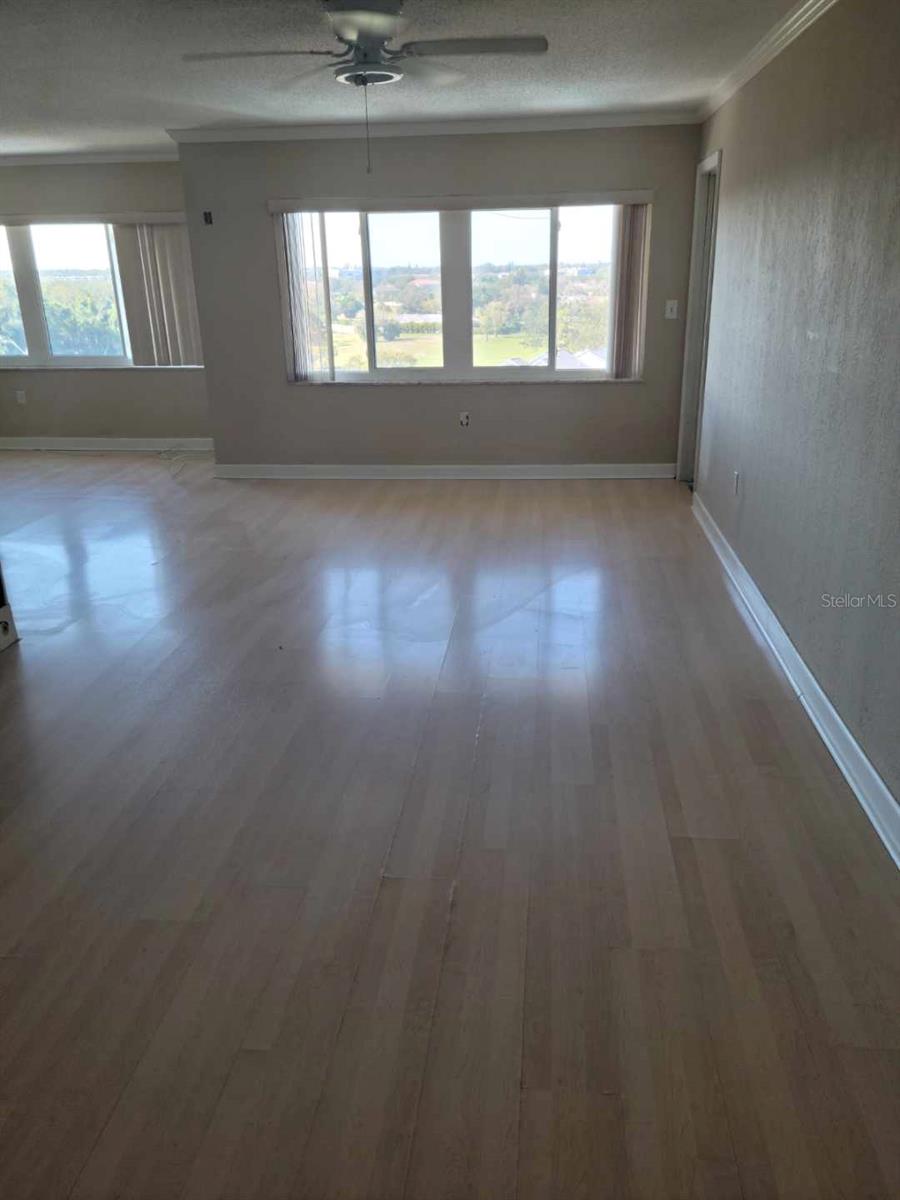 SEMINOLE-ON-THE-GREEN CAVALIER BLDG - Residential