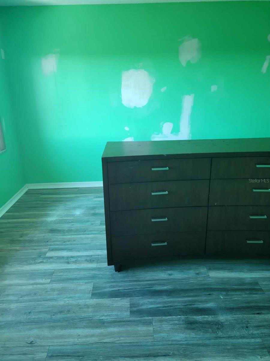 SEMINOLE-ON-THE-GREEN CAVALIER BLDG - Residential