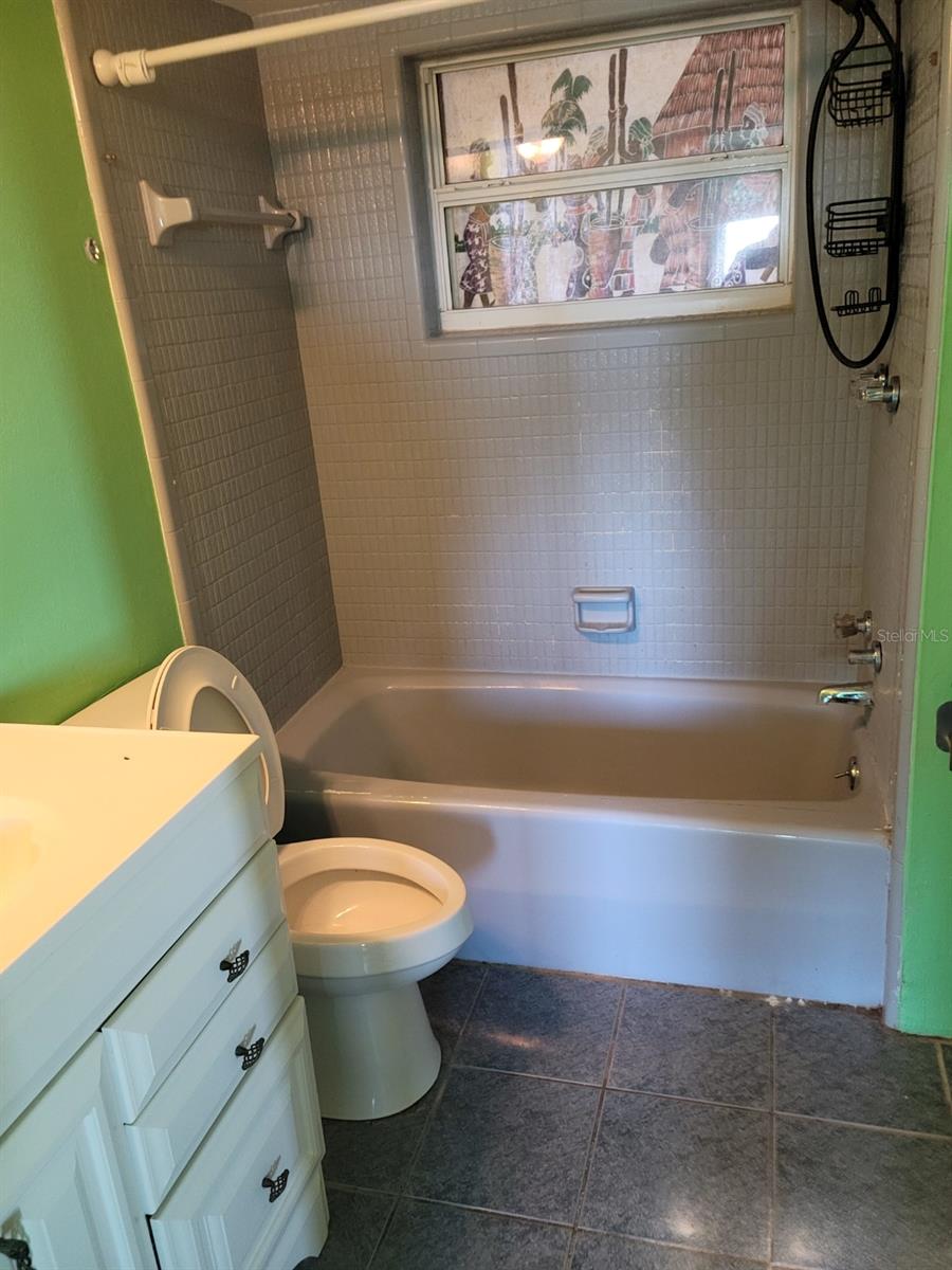 SEMINOLE-ON-THE-GREEN CAVALIER BLDG - Residential