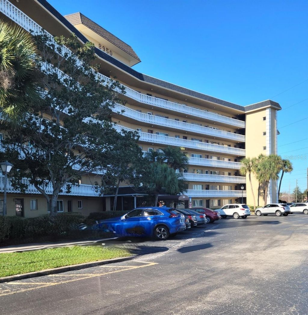 Photo of 8950 Park Boulevard #708, Seminole, FL 33777 (MLS # O6371720)