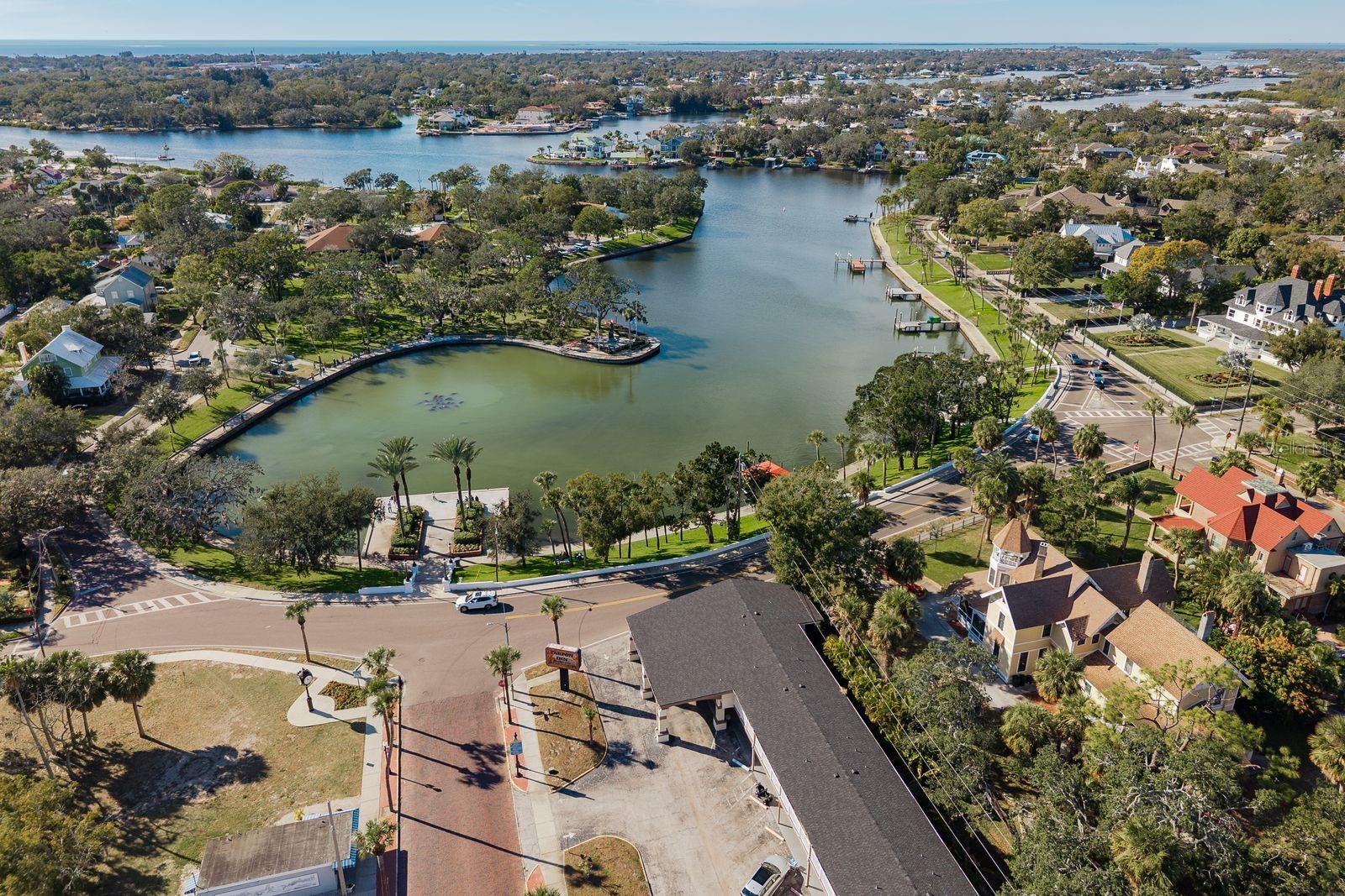 VILLA PLUMOSA CONDO - Residential