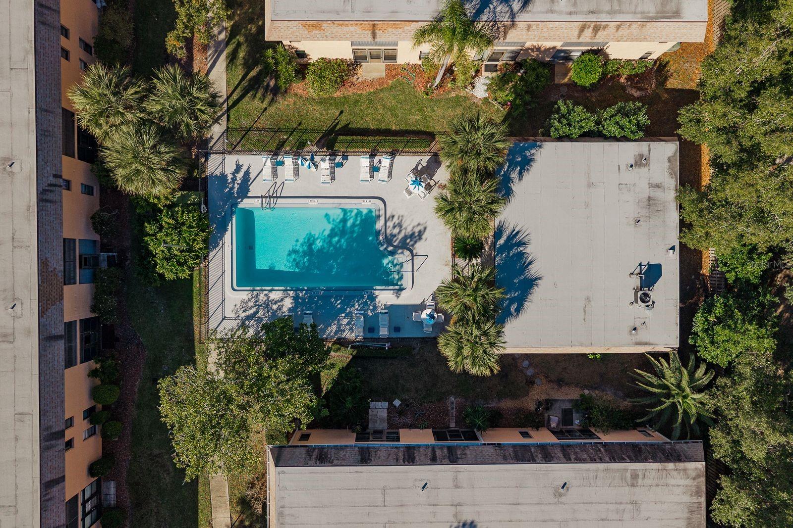 VILLA PLUMOSA CONDO - Residential