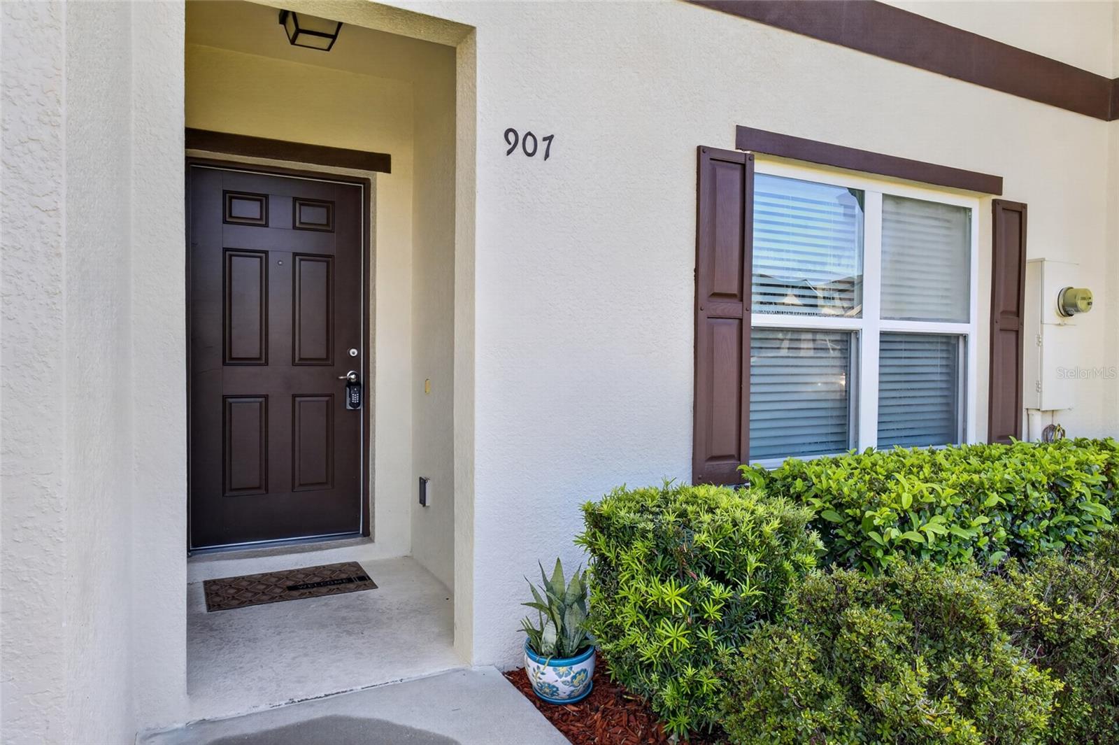 600 NORTHERN WAY 907