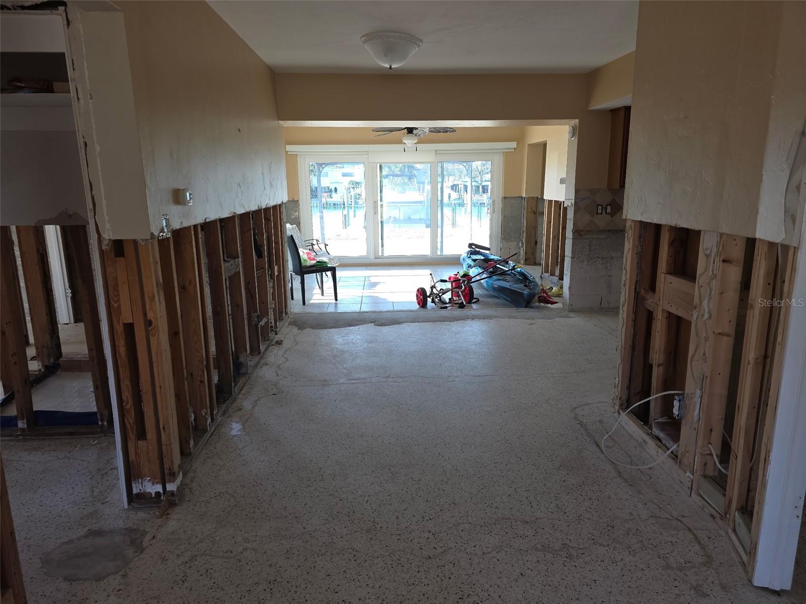 CAPRI ISLE SUB - Residential