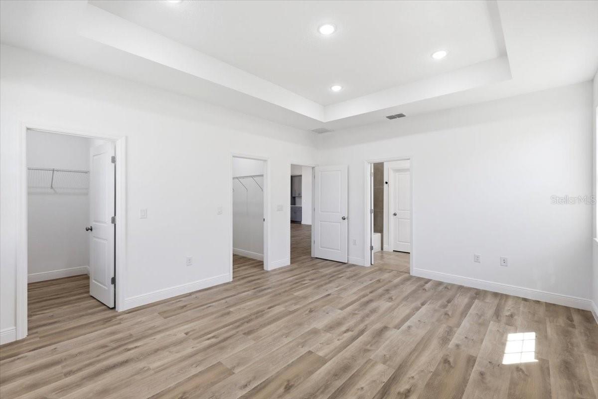 VILLA SORRENTO - Residential