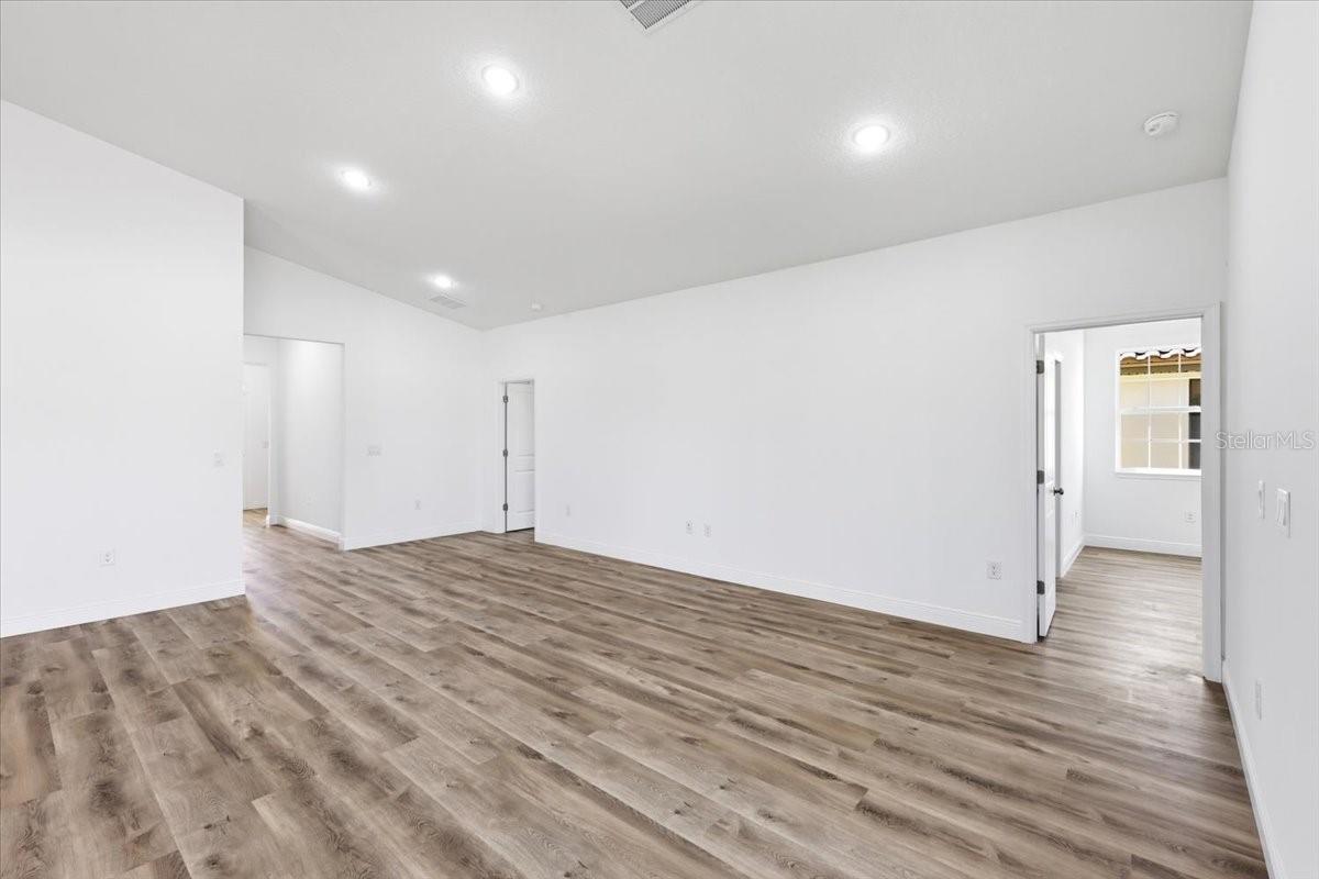 VILLA SORRENTO - Residential