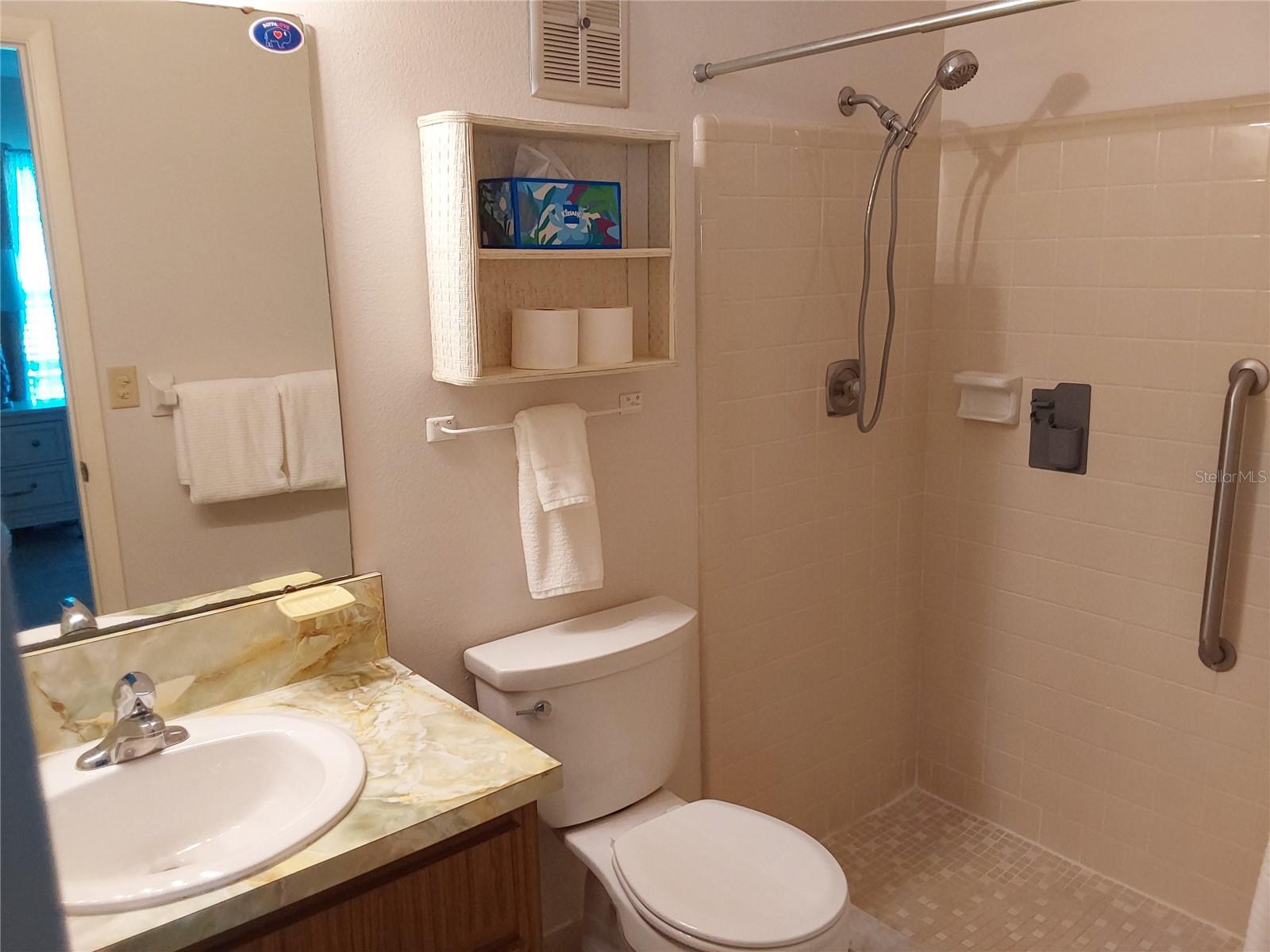 CORTEZ VILLAS CONDO 11 PH B - Residential