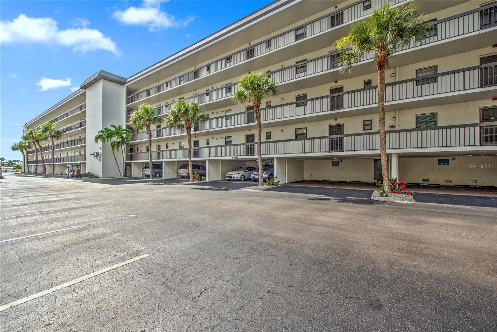 1027 ANGLERS COVE B502