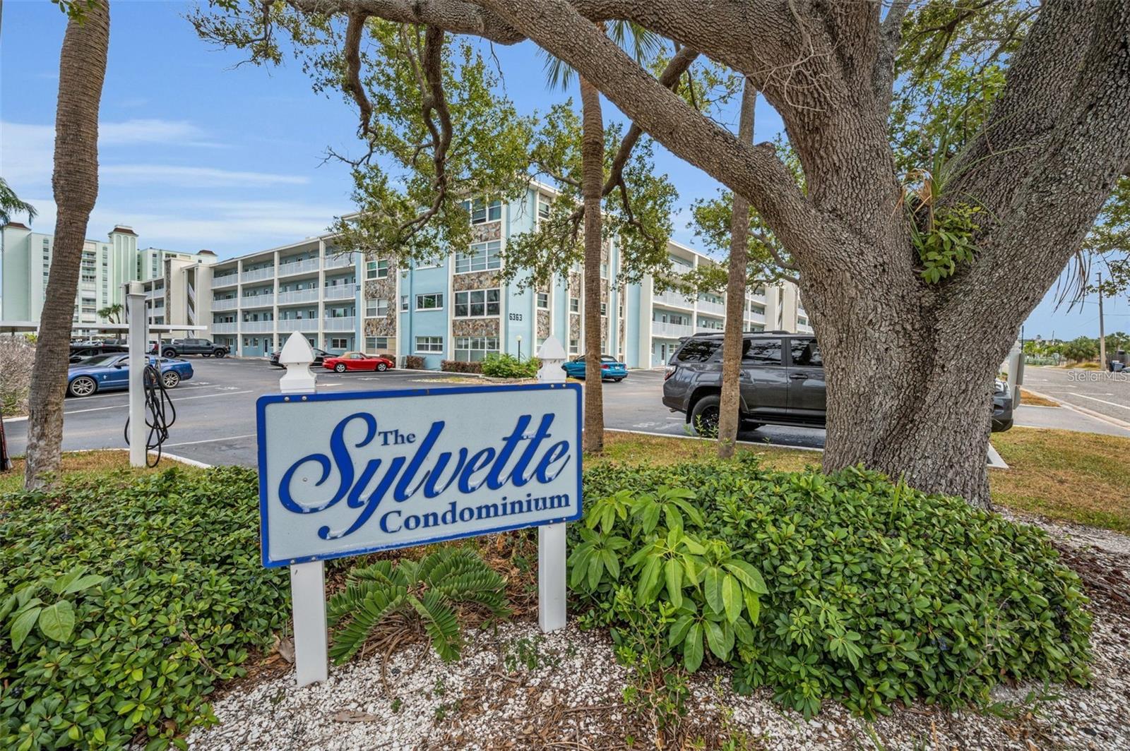 SYLVETTE CONDO - Residential Lease