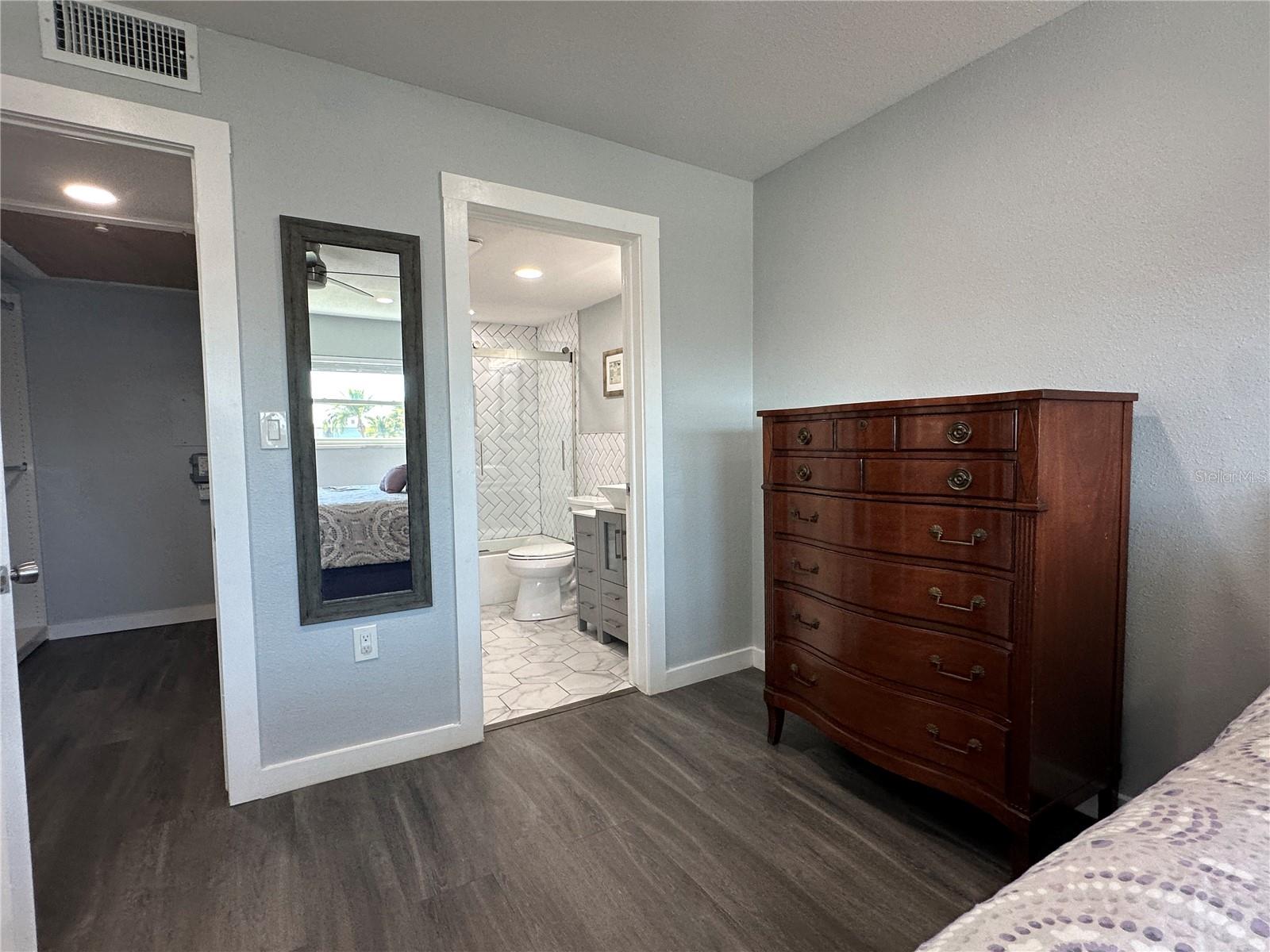 SYLVETTE CONDO - Residential Lease