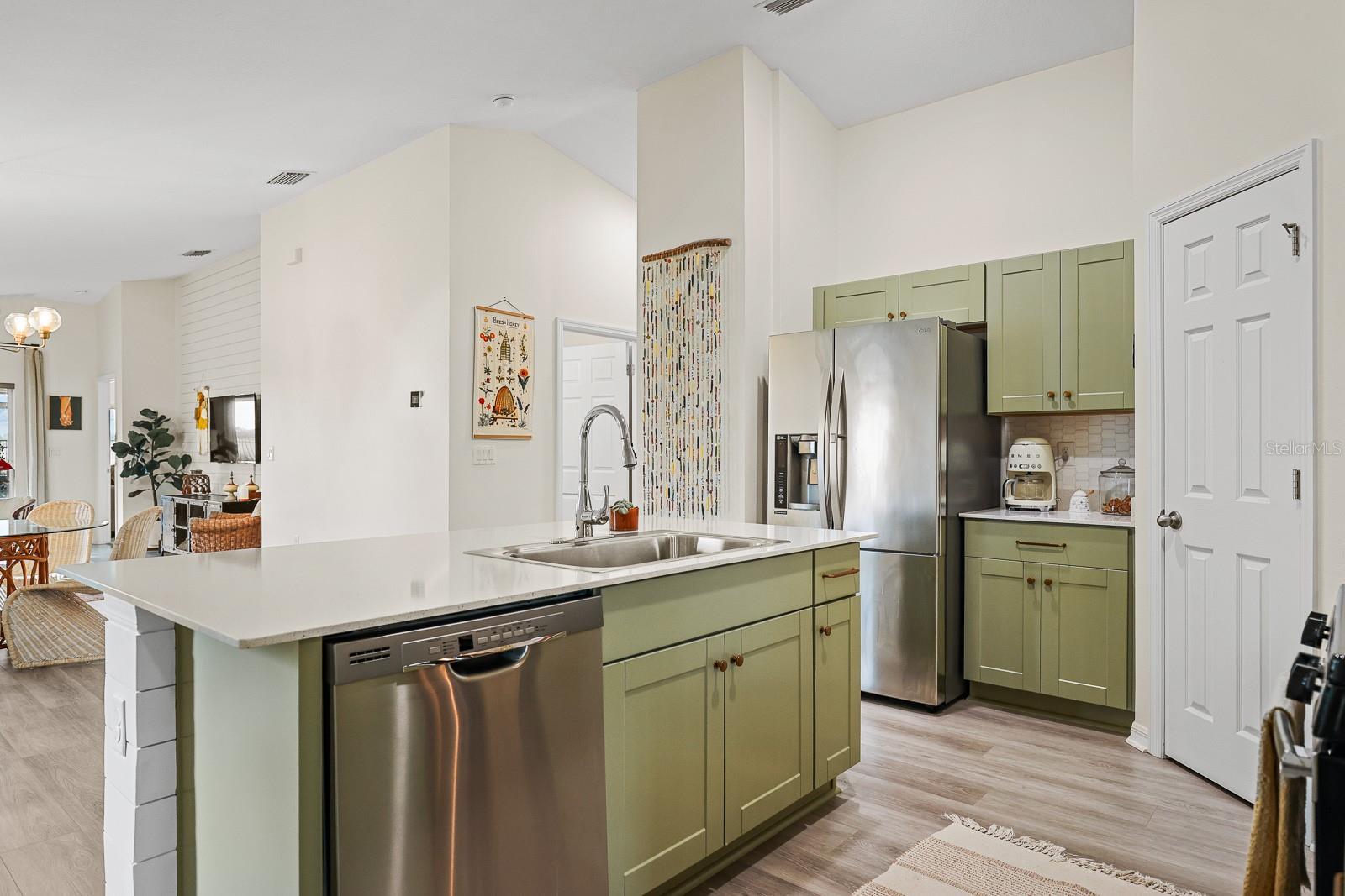 B & D HAWKSTONE PH 1 - Residential