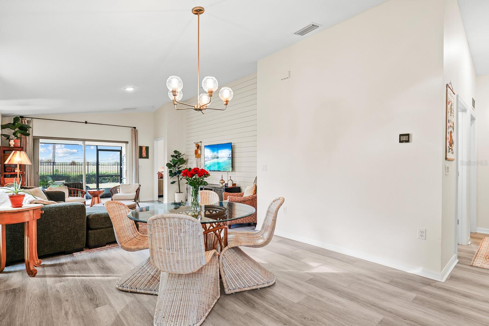 B & D HAWKSTONE PH 1 - Residential