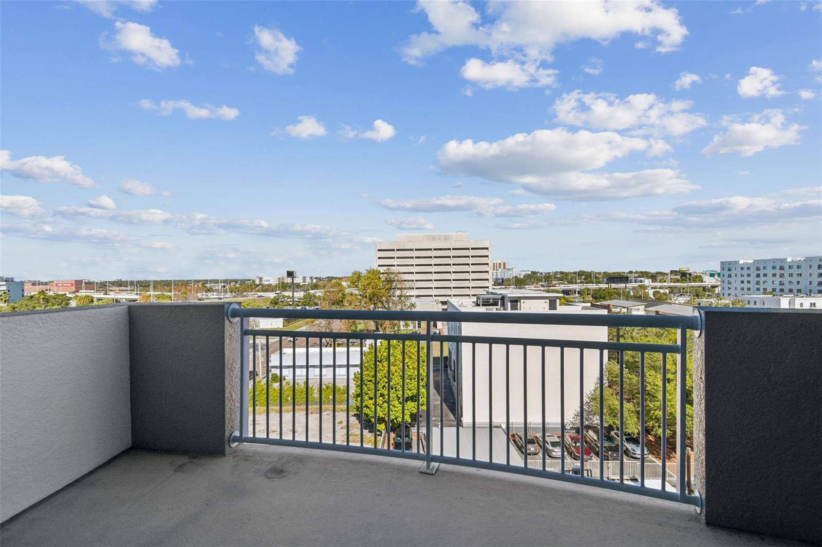 RESIDENCES OF FRANKLIN STREET - Residential