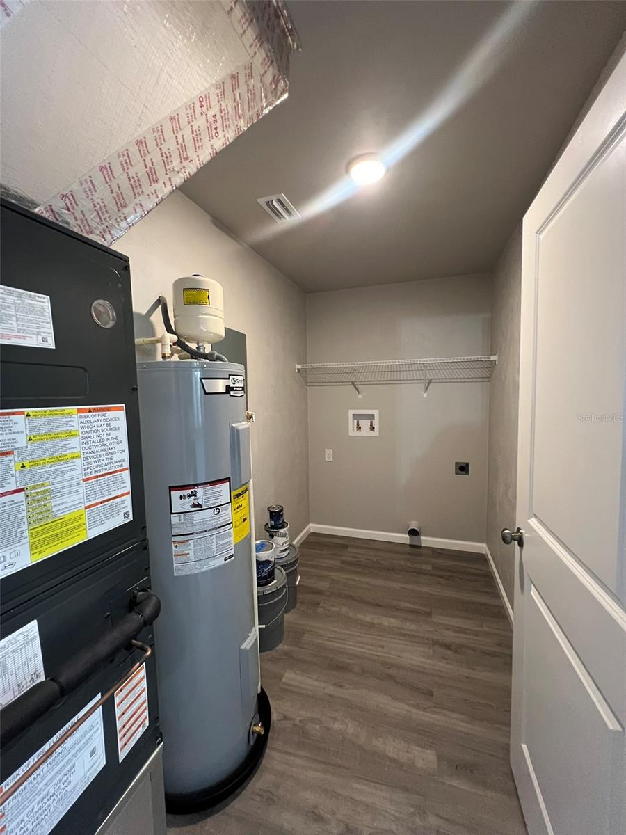 G M WHETSTONE ESTATE ADD TO H S - Residential