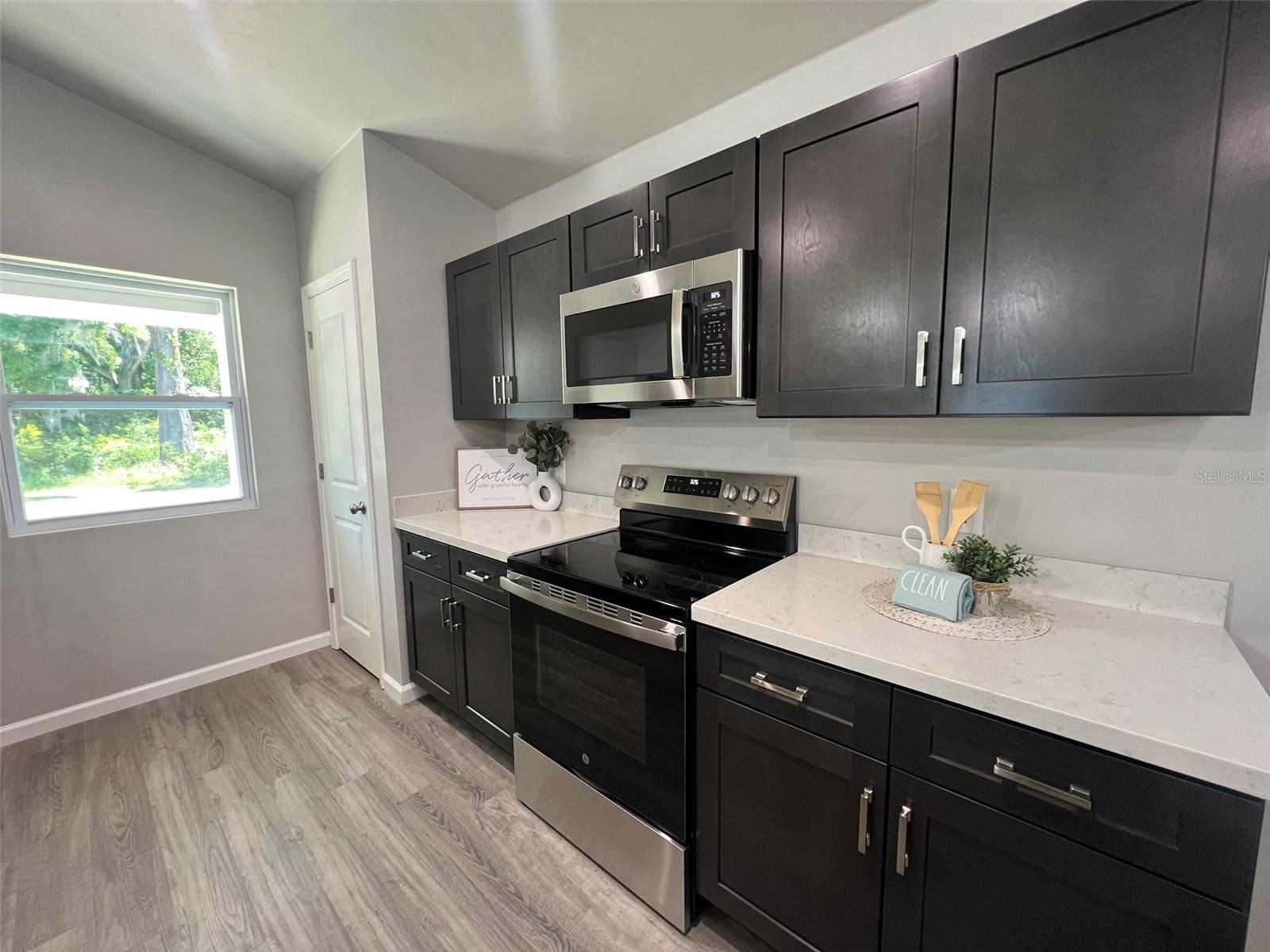 G M WHETSTONE ESTATE ADD TO H S - Residential