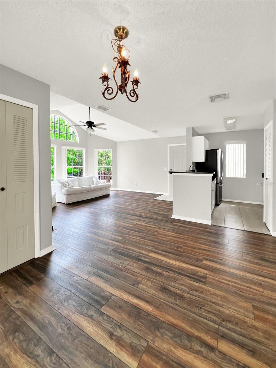 HIDDEN SPGS CONDO - Residential