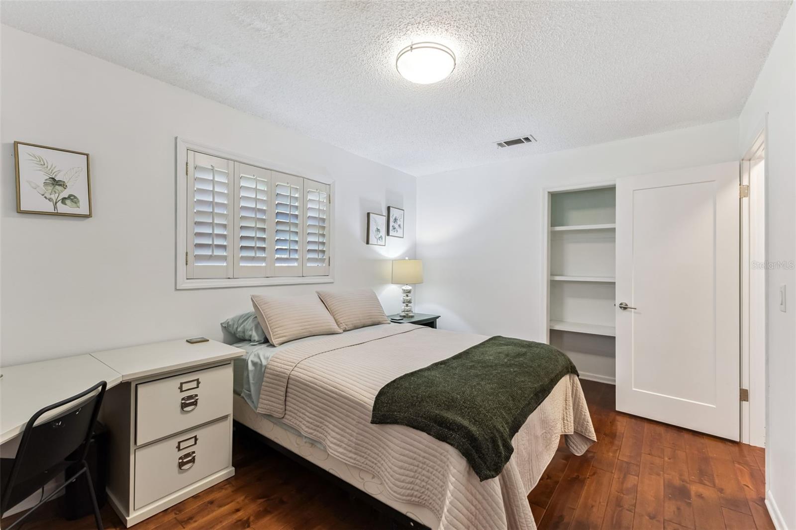 PEARL LAKE HEIGHTS 1ST ADD - Residential Lease