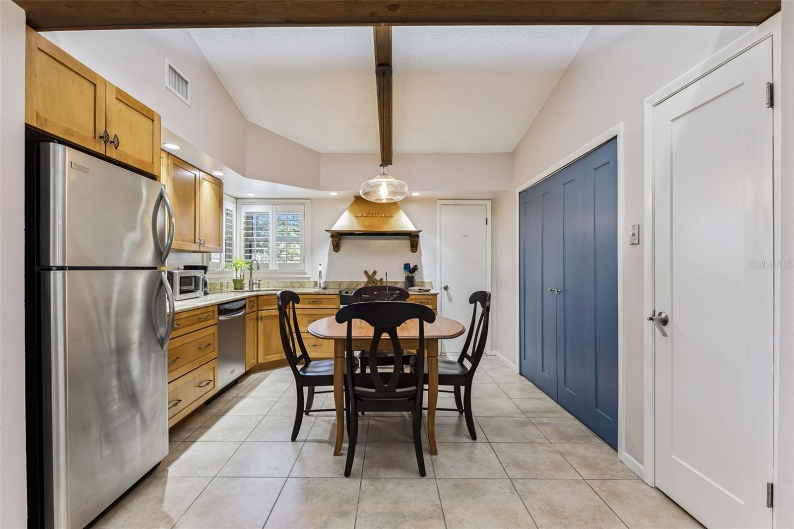 PEARL LAKE HEIGHTS 1ST ADD - Residential Lease