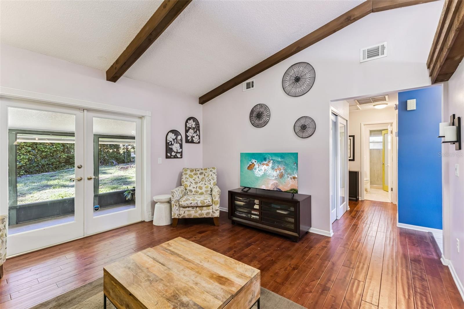 PEARL LAKE HEIGHTS 1ST ADD - Residential Lease