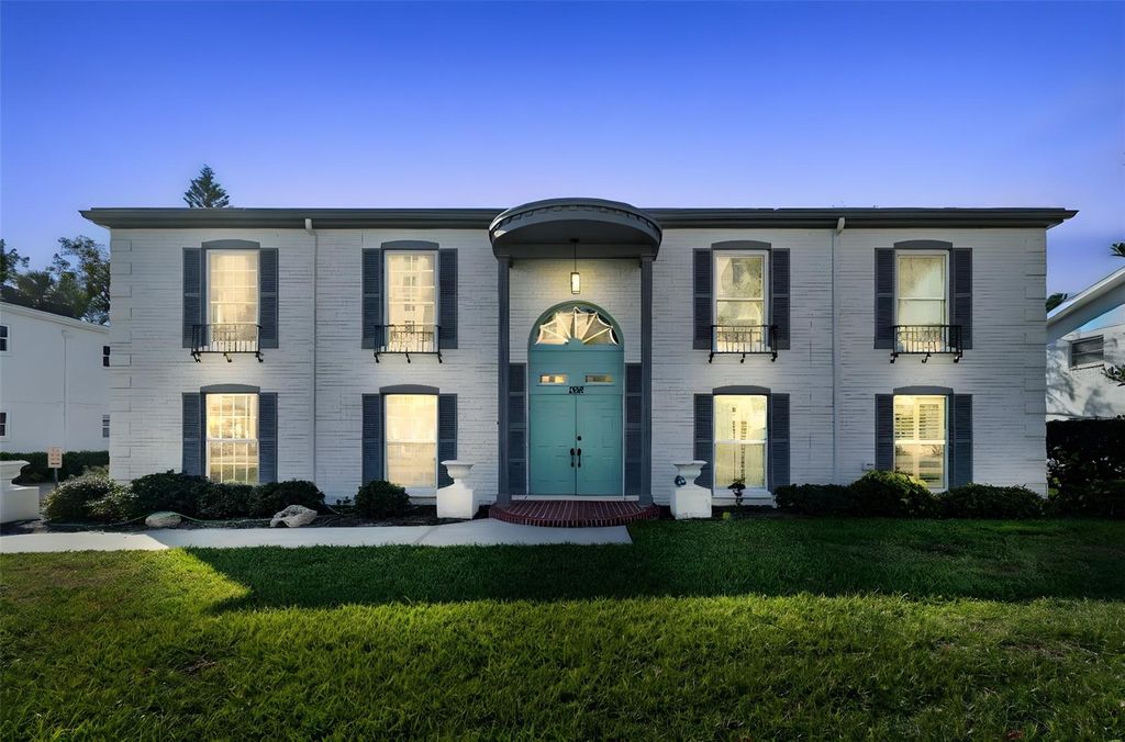 Photo of 1338 Snell Isle Boulevard NE #2, St Petersburg, FL 33704 (MLS # TB8485656)