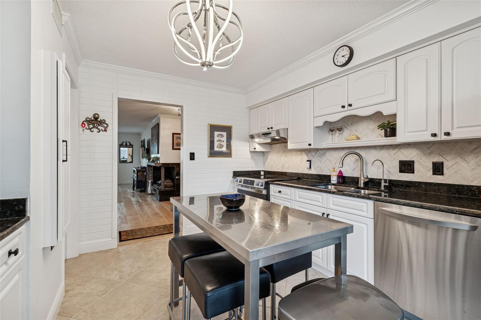 EDEN SHORES CONDO - Residential