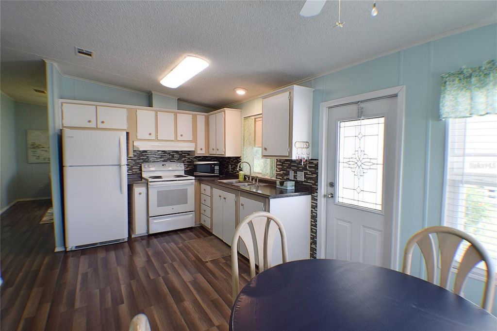 Photo of 37643 Campo Avenue, Zephyrhills, FL 33541 (MLS # TB8382296)
