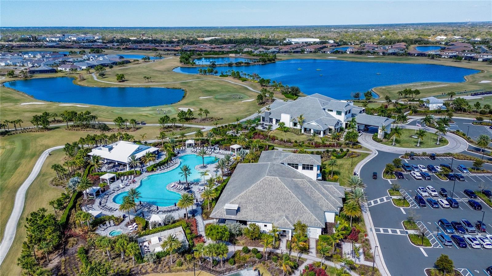 AZARIO ESPLANADE PH VII - Residential