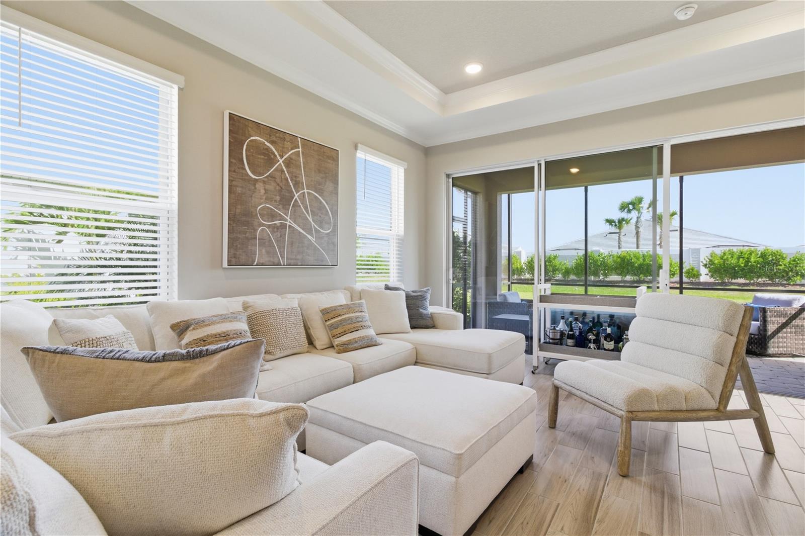 AZARIO ESPLANADE PH VII - Residential