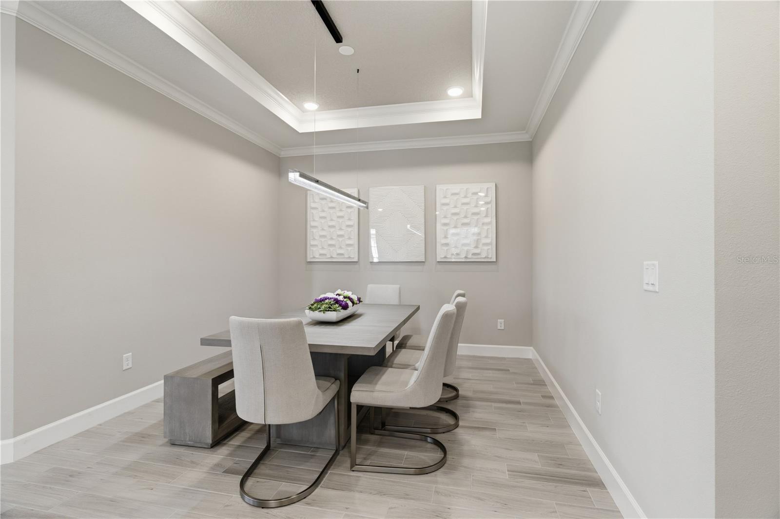 AZARIO ESPLANADE PH VII - Residential