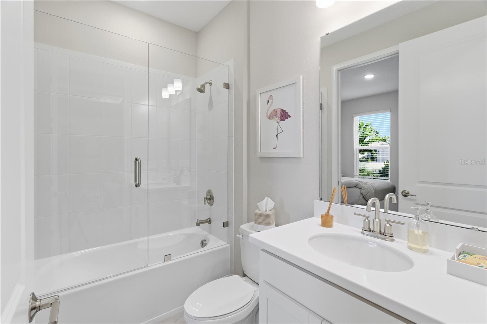 AZARIO ESPLANADE PH VII - Residential