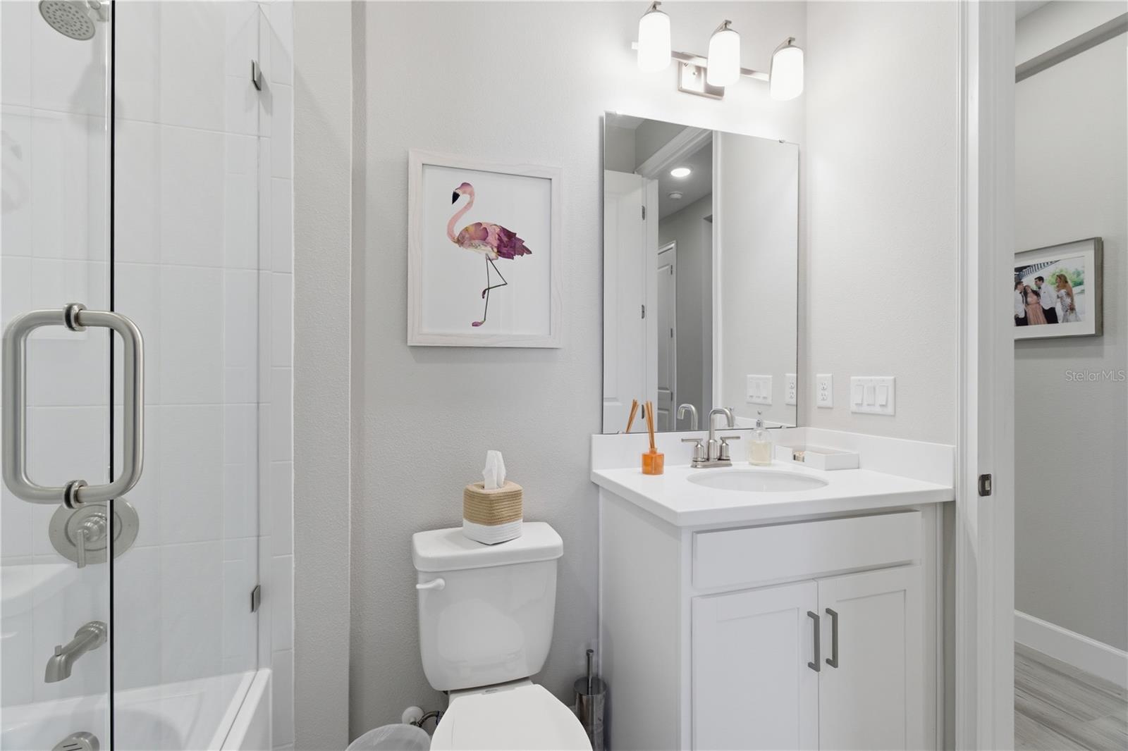 AZARIO ESPLANADE PH VII - Residential